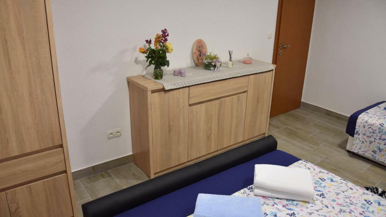 דירות ספליט Apartman Kristina מראה חיצוני תמונה