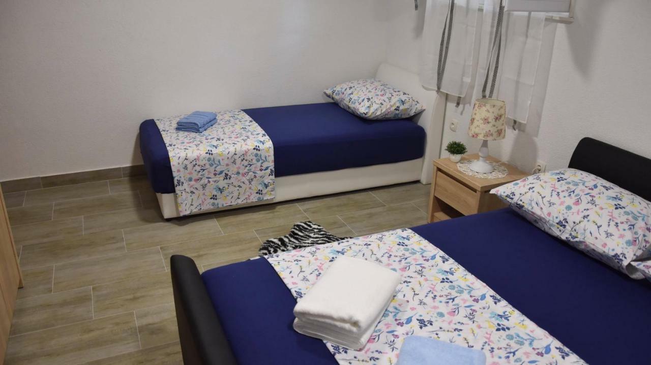 דירות ספליט Apartman Kristina מראה חיצוני תמונה