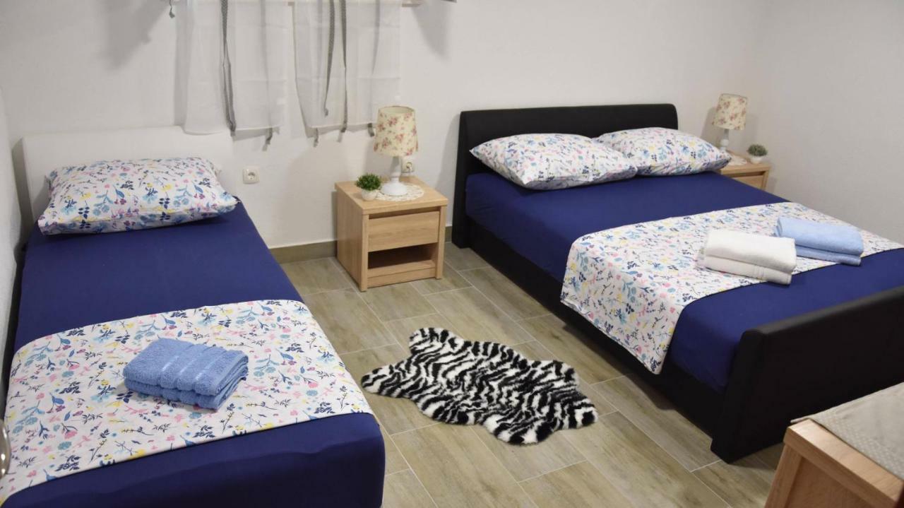 דירות ספליט Apartman Kristina מראה חיצוני תמונה