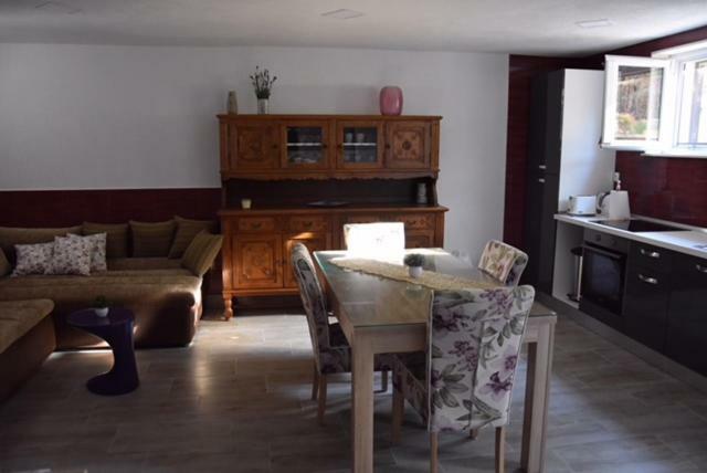 דירות ספליט Apartman Kristina מראה חיצוני תמונה