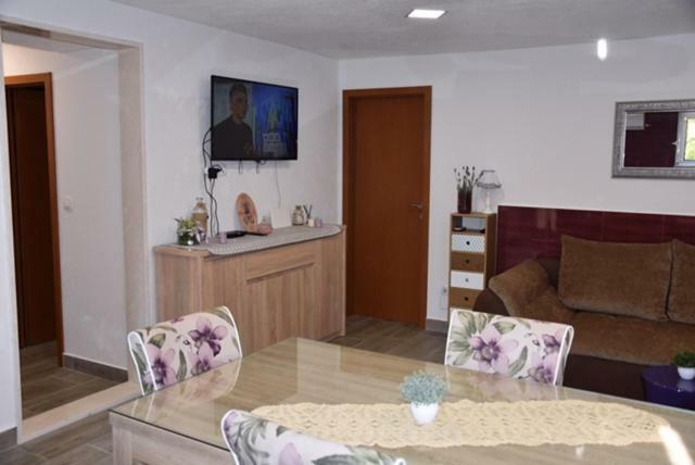 דירות ספליט Apartman Kristina מראה חיצוני תמונה